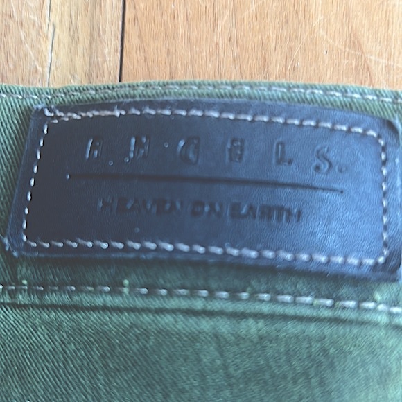 Beautiful mossy green, excellent condition, European sz40-30”waist,stretch denim - Picture 9 of 9